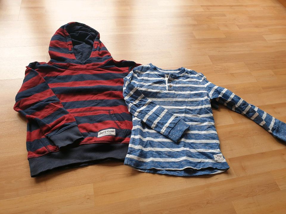 Pulli, Regenjacke, Mütze, H&M, Tchibo, name it, 122, 128 in Braunschweig