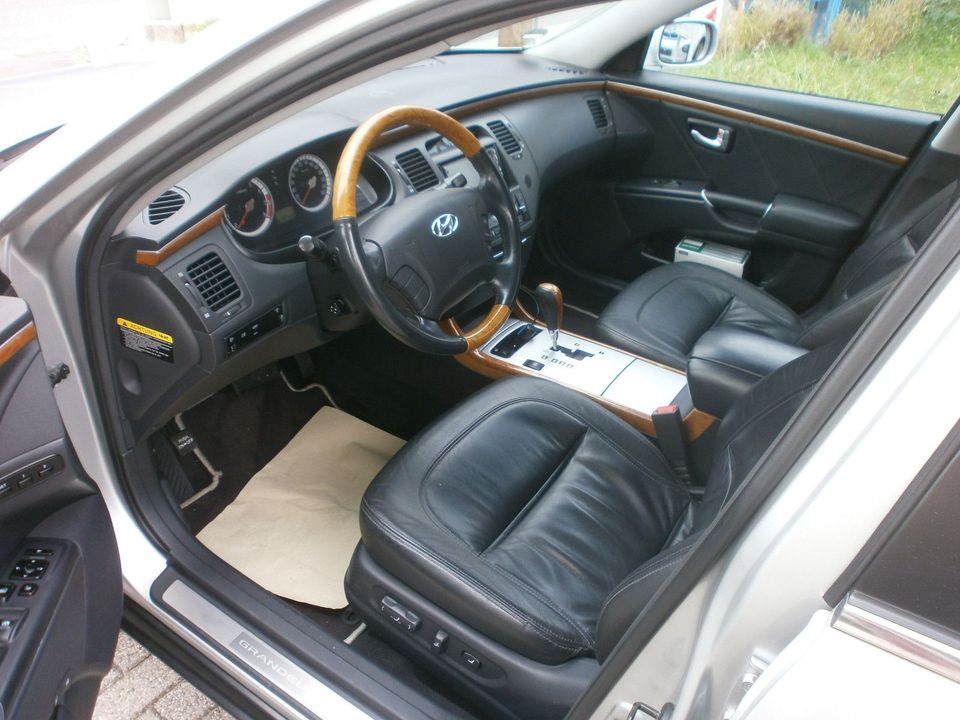 Hyundai Grandeur 3.3 V6 in München