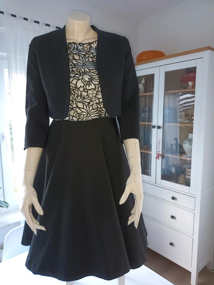 NEU Abendkleid Kleid ORSAY Cocktailkleid Festkleid Gr. 34 / XS in Emden