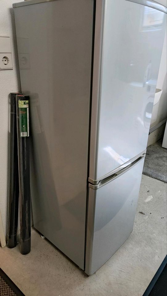 Kühlschrank für Bastler in Illertissen