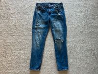 Jeans-Hose Girlfriend Fit W30 (40)❤️H&M❤️ Destroyed, Blau Hamburg-Mitte - HafenCity Vorschau