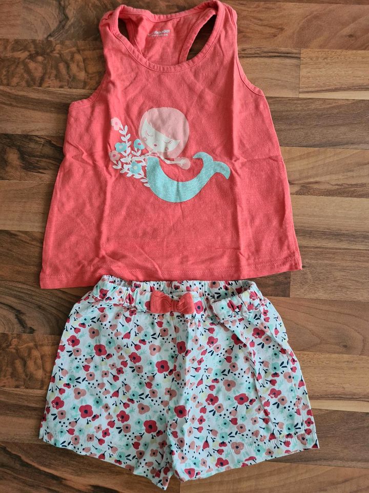 Vertbaudet Mädchen Set Shorts und Top Kombi Outfit Gr 104 in Neuss