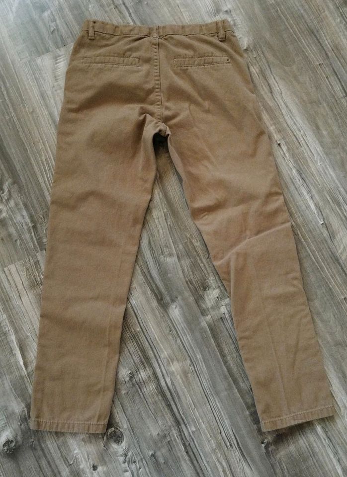 Hose Gr. 146 Chino in Waiblingen