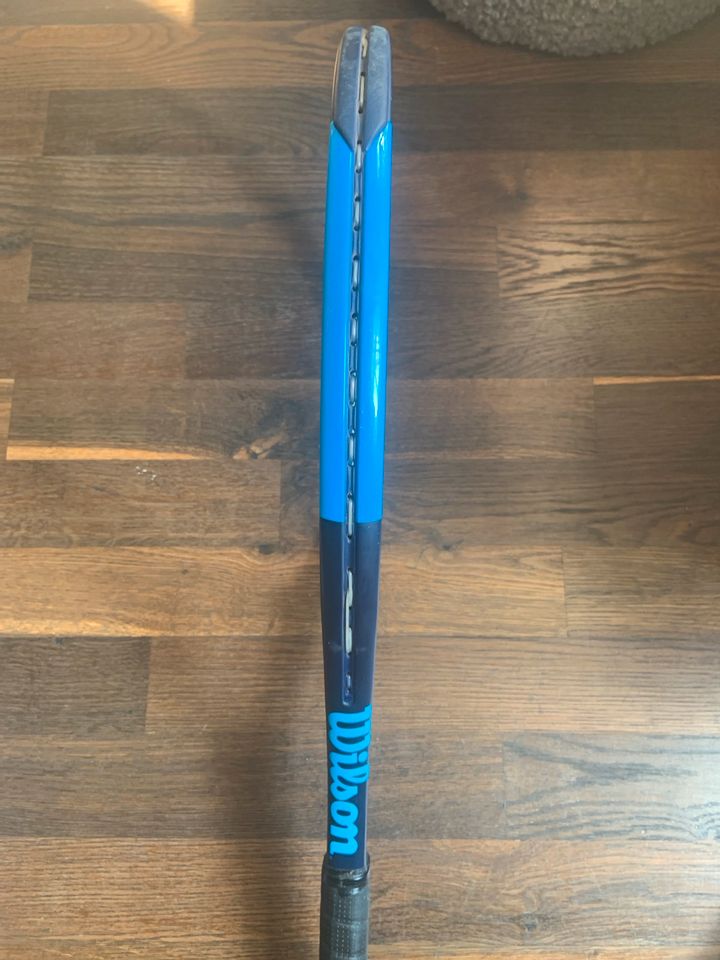 WILSON Tennisschläger ♥️ Tennis Ultra 26 blau Länge 65cm Kinder in Frankfurt am Main