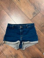 H&M Hotpants Shorts blau Gr. 38 Bayern - Ottenhofen Vorschau