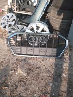 Audi Q3 83A Kühlergrill Frontgrill Frontgitter Original 83A853651 Berlin - Marzahn Vorschau