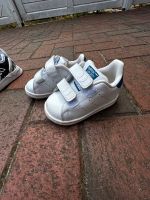 Babyschuhe 19 Adidas Stan Smith wie neu!! Niedersachsen - Delmenhorst Vorschau