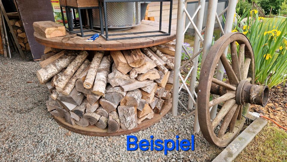 Kabeltrommel Tisch Holz abgeschliffen lasier komplett aufbereitet in Lebach