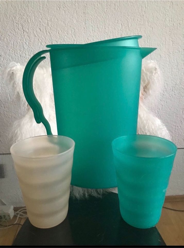 Tupperware Junge Welle Kanne 2,1 L + 2 Becher in Düsseldorf