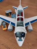 Playmobil Flugzeug, Boeing, Tower und Zubehör Köln - Lindenthal Vorschau