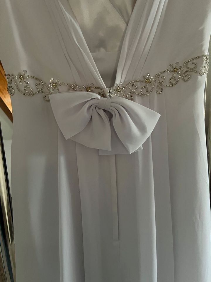 Brautkleid Hochzeitskleid Größe S in Breitenfelde