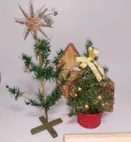 Set Weihnachtsbäume Puppenstube Federbaum Erzgebirge Deko-Kugeln Sachsen - Bad Elster Vorschau