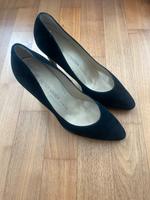 Wildleder Pumps Peter Kaiser Schwarz 39 Bayern - Germering Vorschau