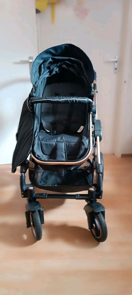 Kinderwagen+ Autoschale in Nürnberg (Mittelfr)