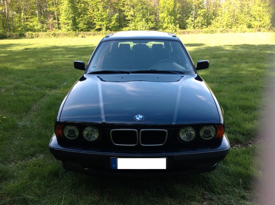 BMW 5er i e34 Touring "Executive Modell" in Hildesheim