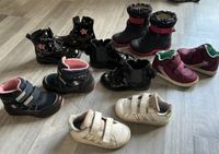 Verschiedene Schuhe/ Gummistiefel Größe 24 Nordrhein-Westfalen - Straelen Vorschau