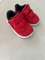 Nike Schuhe Größe 19,5 Sachsen - Zwickau Vorschau