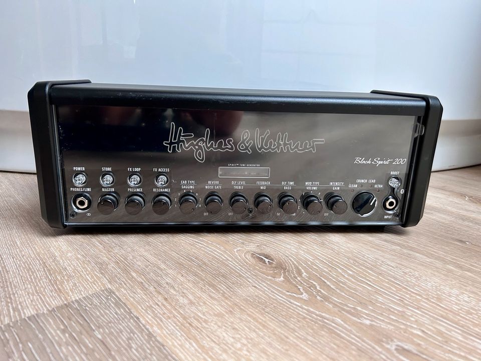 Hughes Kettner Blackspirit 200  + FSM 432 MK IV in Wächtersbach