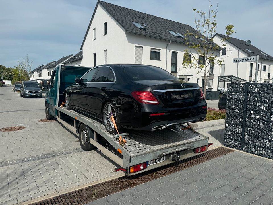 Abschleppdienst Abschleppwagen Autotransport Pannenhilfe in Rüsselsheim