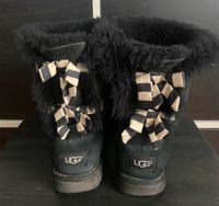 Halbhohe uggs in schwarz ❤️❤️❤️ Baden-Württemberg - Karlsruhe Vorschau