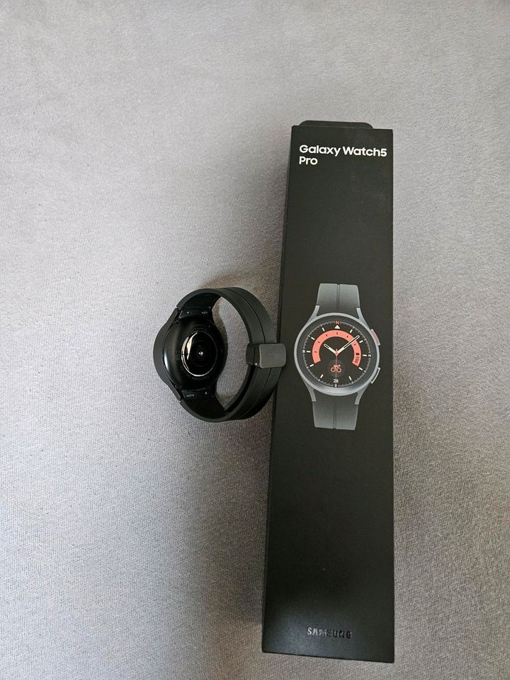 Samsung Galaxy Watch 5 Pro Black Titanium in Hückelhoven