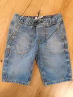 Jeans Bermudas kurze Hose neuwertig Gr 116 122 Thüringen - Bad Salzungen Vorschau