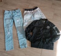 Kleiderpaket 146 152 Junge Bomberjacke Jeans Shorts Nordrhein-Westfalen - Radevormwald Vorschau
