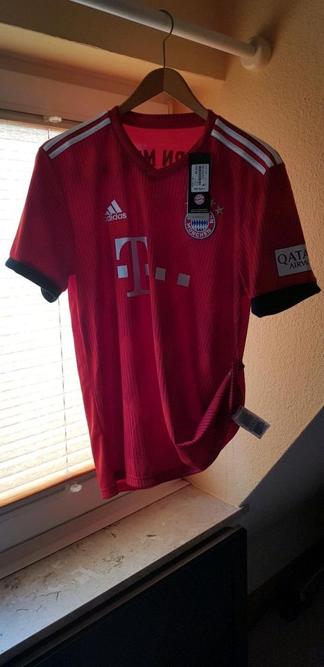 FC Bayern Trikot in Baldham