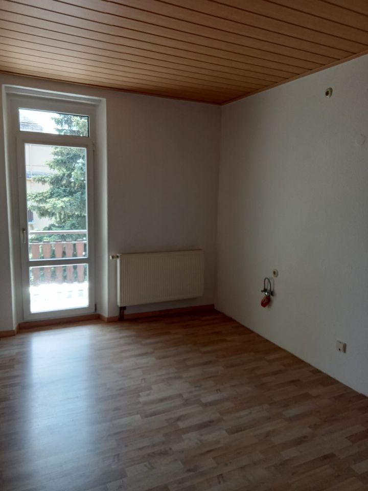 Zweiraumwohnung mit Balkon in 04746 Hartha Warmmiete 400€ in Hartha