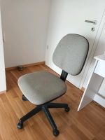 Bürostuhl . Rollstuhl. Grauer Stuhl Bayern - Nürnberg (Mittelfr) Vorschau