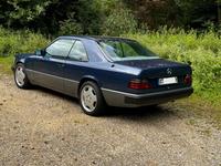 Mercedes W124 Coupe, H-Kz,  voll restauriert, Top-Zustand Bayern - Graben (Lechfeld) Vorschau