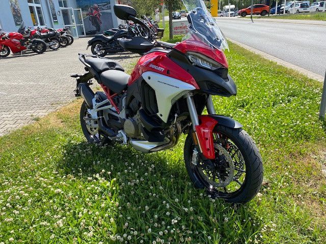 Ducati Multistrada V4 S Travel und Radar Lieferbar in Bad Mergentheim