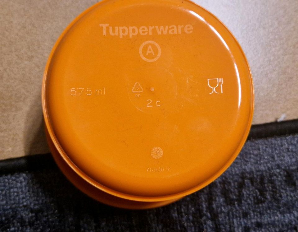 Tupperware Dose in Hackenheim