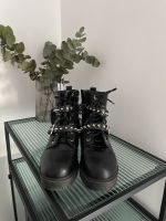 Schwarze Stiefeletten mit Nieten Gr. 40 von New Look neuwertig Hessen - Mühltal  Vorschau