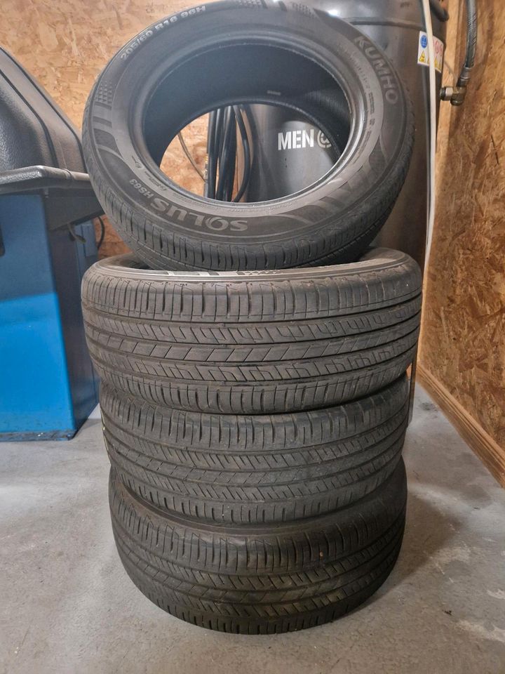 《TOP》Sommerreifen inkl. Montage 205/60R16 Kumho in Werpeloh