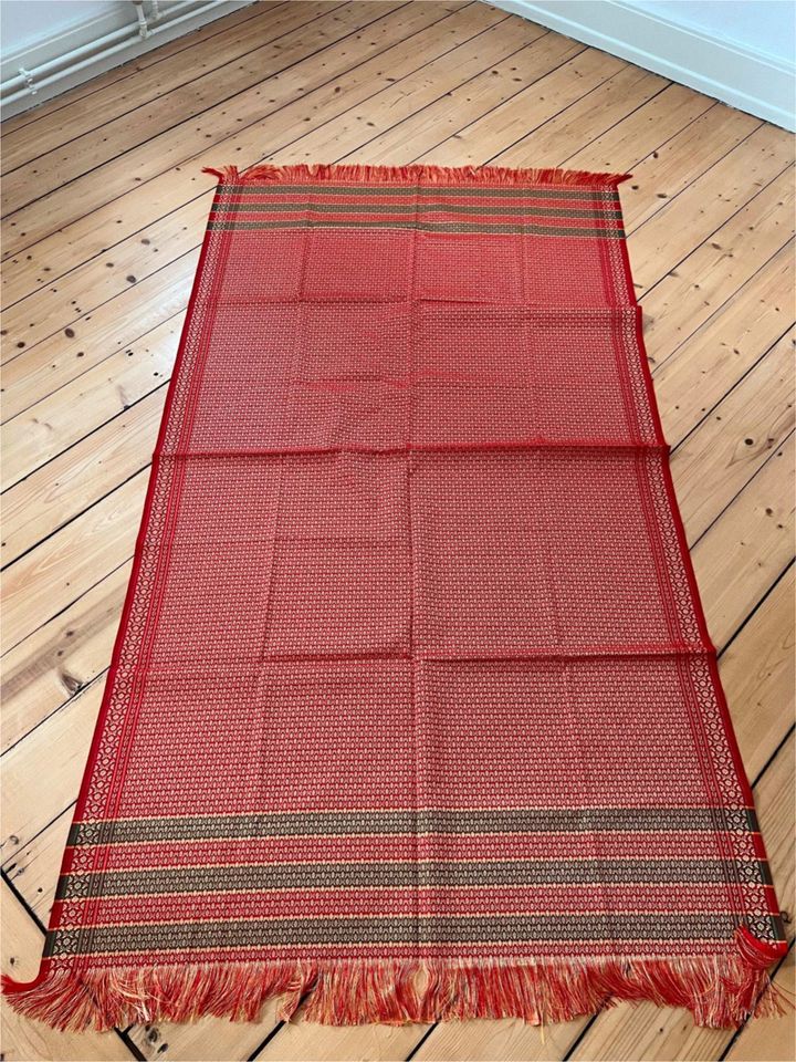 Asiatische Decken, Tischdecke, Tischläufer Thai Silk wie neu in Limburg