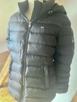 Tommy Hilfiger winterjacke S/ M gr. 36 Baden-Württemberg - Sigmaringen Vorschau