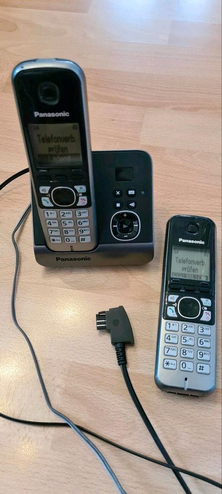 Panasonic KX-TG6722 digitales Schnurlos Telefon Anrufbeantworter in Röslau