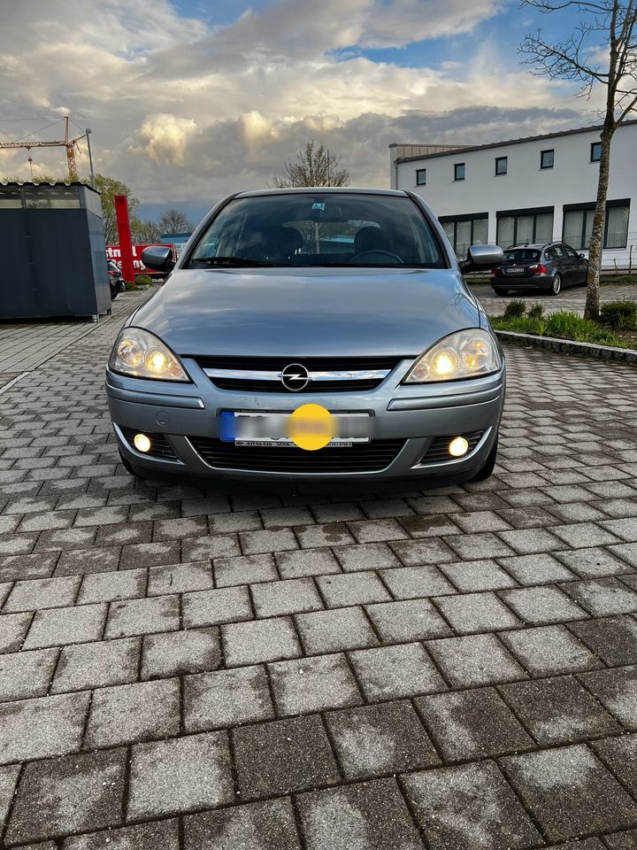 Auto Opel Corsa in Freising