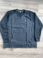 Nike Pullover mit Bauchtasche XL Nordrhein-Westfalen - Solingen Vorschau