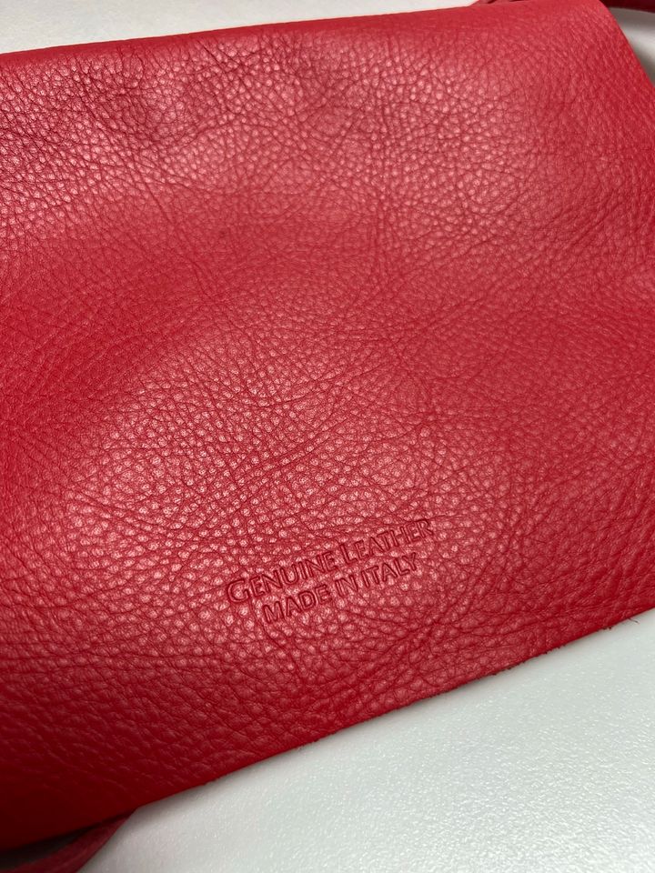 Genuine Leather Tasche Italia in Löhne