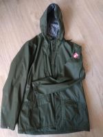 Derbe Regenjacke M neuwertig grün olive Sachsen-Anhalt - Magdeburg Vorschau