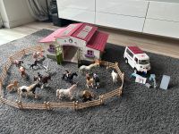 Schleich Horse Club und Tierarztmobil mit viel Zubehör Wandsbek - Hamburg Bramfeld Vorschau