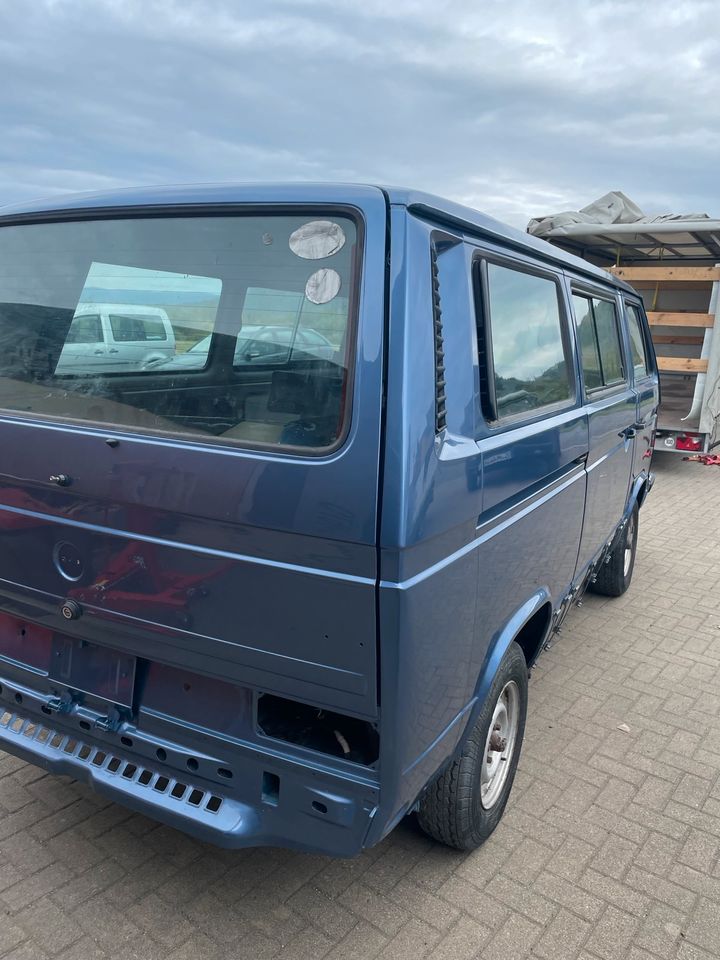 Vw T3 Bluestar Hannover Edition neu lackiert in Goslar