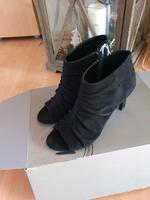 Stiefeletten,  Pumps gr 38, neu, Wildleder Nordrhein-Westfalen - Herzogenrath Vorschau