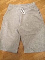 H&M Jungen kurze Hose Sporthose Sweatpants Bermuda, Gr. 146 Hamburg-Mitte - Hamburg St. Georg Vorschau