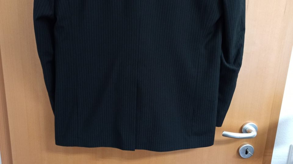 Anzug schwarz Nadelstreifen - Sakko + Anzughose 2-teilig - Gr. 48 in Leverkusen