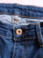Levis Jeans dunkelblau Gr. 26/32 Thüringen - Jena Vorschau