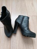 Catwalk Damen Stiefelette in schwarz Gr.36 Brandenburg - Potsdam Vorschau