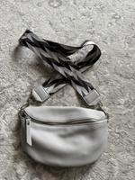 Bauchtasche Damen Berlin - Wilmersdorf Vorschau